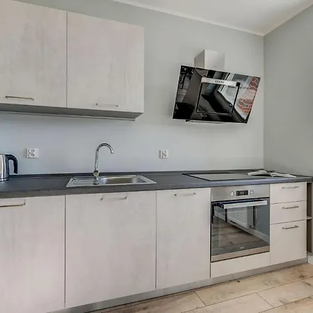 Amber Port By Grand * غدانسك