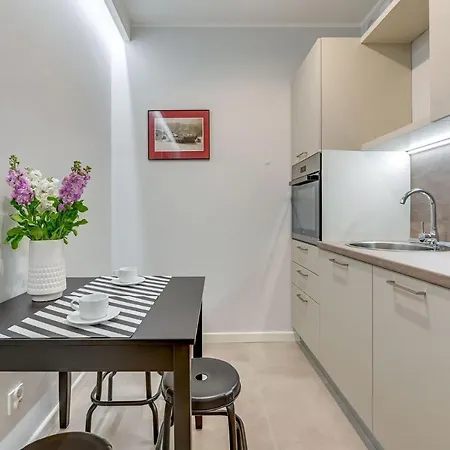 Amber Port By Grand *