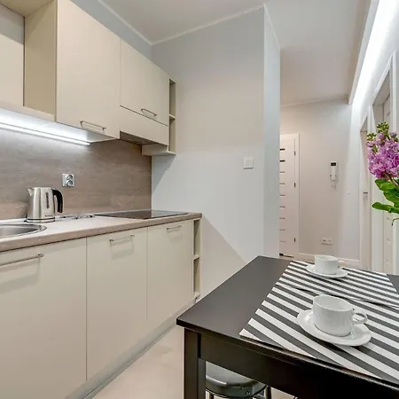 Amber Port By Grand *