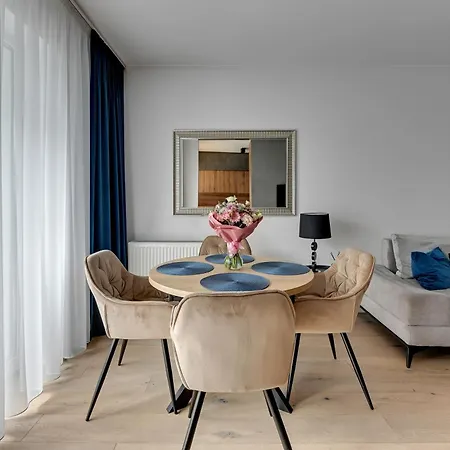 Amber Port By Grand شقة