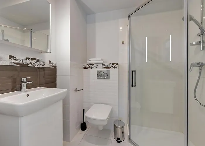 Amber Port By Grand *