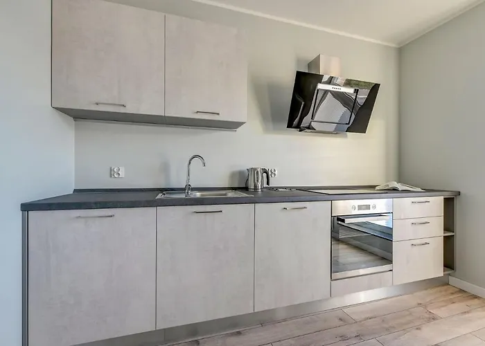 Amber Port By Grand *